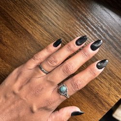 Gandy Nail Bar - Black and silver cat eye