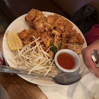 Thai Taste Restaurant - Fried Chicken pad thai - Thai Near Me - San Ramon, California Thai Taste Restaurant - Fried Chicken pad thai - Thai Near Me - San Ramon, California