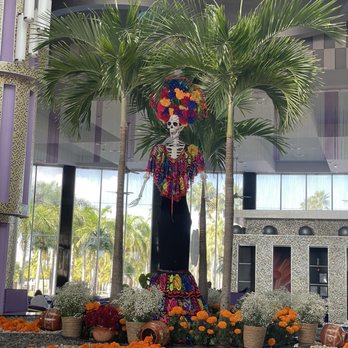 Riu Palace Peninsula - Dia de muertos - Hotels Near Me - Cancún, ROO