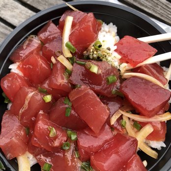 Hou Fish Market - Shoyu Tuna Bowl - Poke Near Me - Honolulu, Hawaii Hou Fish Market - Shoyu Tuna Bowl - Poke Near Me - Honolulu, Hawaii