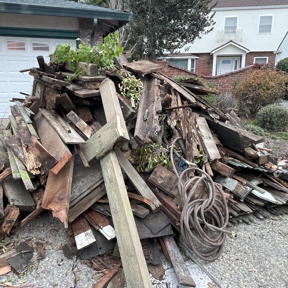 PJ’s Junk Removal - Junk Removal & Hauling Near Me PJ’s Junk Removal - Junk Removal & Hauling Near Me