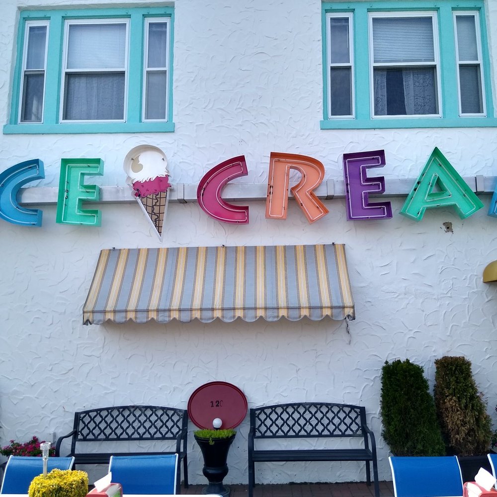 Hinlickity’s Ice Cream - a building with a sign that says ice cream - Ice Cream & Frozen Yogurt Near Me - Highlands, New Jersey Hinlickity’s Ice Cream - a building with a sign that says ice cream - Ice Cream & Frozen Yogurt Near Me - Highlands, New Jersey