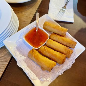 Turmeric Thai Kitchen - Crispy Spring Roll - Thai Near Me - La Jolla, California Turmeric Thai Kitchen - Crispy Spring Roll - Thai Near Me - La Jolla, California