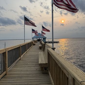 Sunset Grille & Raw Bar - Dock - Sushi Bars Near Me - Duck, North Carolina Sunset Grille & Raw Bar - Dock - Sushi Bars Near Me - Duck, North Carolina