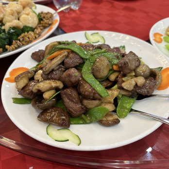 Affable Eatery - Three mushrooms with steak cube - Dim Sum Near Me - Brooklyn, New York