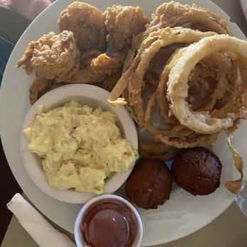 Scott Station - Fried Shrimp, onion rings, tater salad and hush puppies! - Barbeque Near Me - Scott, Arkansas