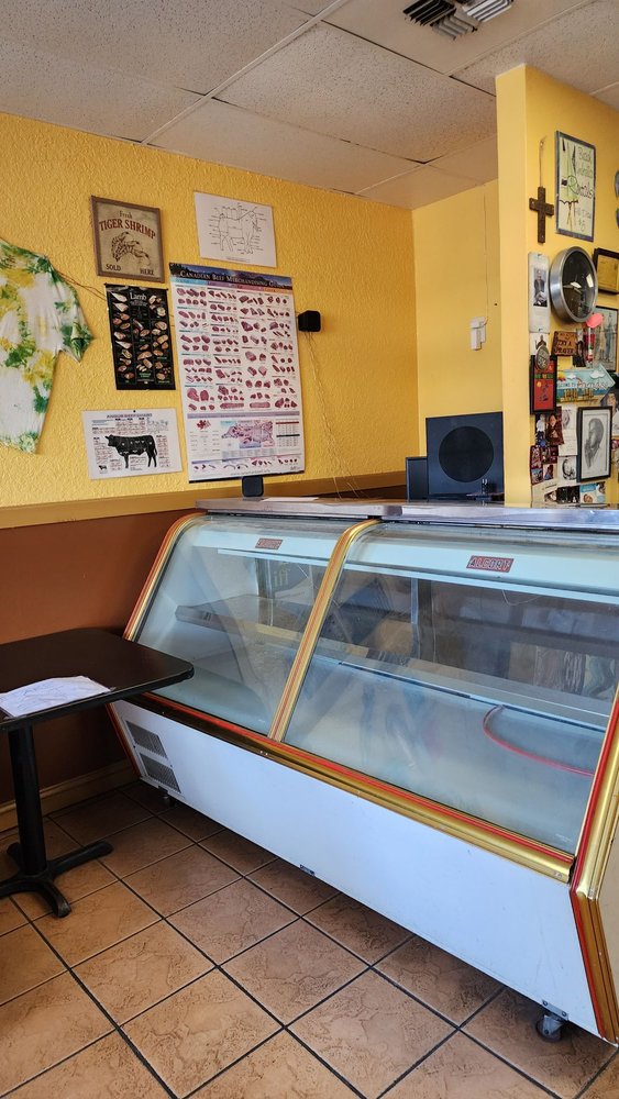 MoMo's Meat Market
