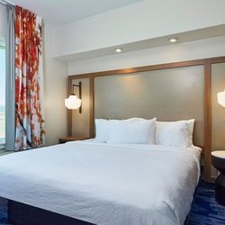 Fairfield by Marriott Inn & Suites Burlington