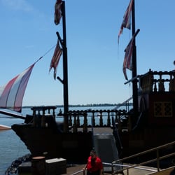Pirate's Cove Live Water Ski Show - Pirate ship