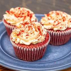 Caffe Caffe - Clearview - Red Velvet cupcakes for all