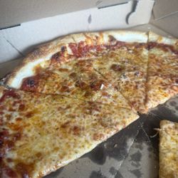 Civic Brewing & Pizza - Cheese pizza