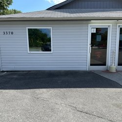 Pepe's Pizza - Entrance