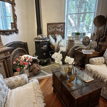 Santa Ysabel General Store Antiques - Antiques Near Me - Santa Ysabel, California Santa Ysabel General Store Antiques - Antiques Near Me - Santa Ysabel, California