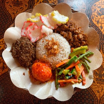Wajan - Nasi Uduk with Rendang Sapi - Indonesian Near Me - Portland, Oregon Wajan - Nasi Uduk with Rendang Sapi - Indonesian Near Me - Portland, Oregon