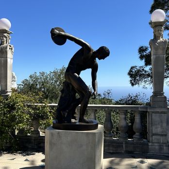Hearst Castle - Statue - Tours Near Me - San Simeon, California Hearst Castle - Statue - Tours Near Me - San Simeon, California