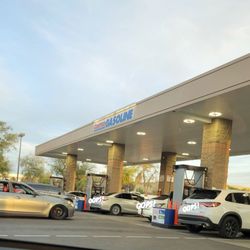 Costco Gasoline - Gassy!