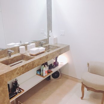 Nuansa Spa - Bathroom - Skin Care Near Me - New York, New York Nuansa Spa - Bathroom - Skin Care Near Me - New York, New York
