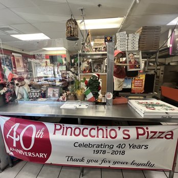 Pinocchio's Pizza - This simple mom-&-pop standby turns out pizzas with classic toppings, along with wings.  Only found in Gilroy California. - Pizza Near Me - Gilroy, California