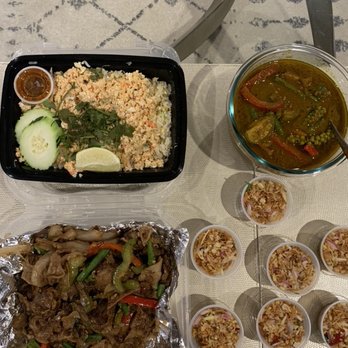 Jitlada - L-R Crab Fried Rice Jungle Curry Crispy Pork Lamb Noodles Miang Khum Shrimp - Thai Near Me - Los Angeles, California Jitlada - L-R Crab Fried Rice Jungle Curry Crispy Pork Lamb Noodles Miang Khum Shrimp - Thai Near Me - Los Angeles, California