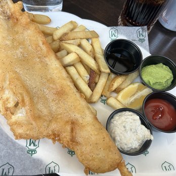 Monarch & Lion - Fish And Chips - British Near Me - Chicago, Illinois Monarch & Lion - Fish And Chips - British Near Me - Chicago, Illinois