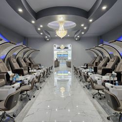 Inspire Nail Bar - Pedicure area