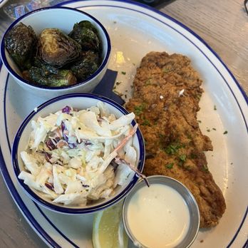 Big B’s Fish Joint - Grouper platter (clearly not grouper maybe Cod or Haddock too dense) - Seafood Near Me - Atlanta, Georgia