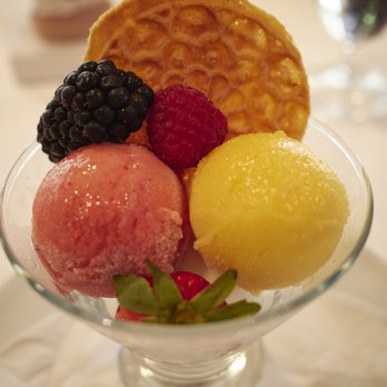 Halekulani Hotel - Halekulani Event Planning and Catering - Fresh Fruit Sorbets - Hotels Near Me - Honolulu, Hawaii