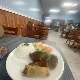 C7 Sach Moun Bouk (cambodian Stuff Wings - 2 Wings) with Side Salad