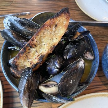 FlintCreek Cattle - Mussels - New American Near Me - Seattle, Washington FlintCreek Cattle - Mussels - New American Near Me - Seattle, Washington