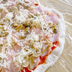 Rocco's - Why are all of Rocco's pizzas frozen?