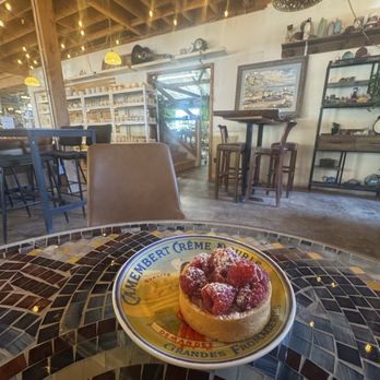 Wet Clay Cafe - Raspberry Torte - Art Classes Near Me - Seattle, Washington Wet Clay Cafe - Raspberry Torte - Art Classes Near Me - Seattle, Washington