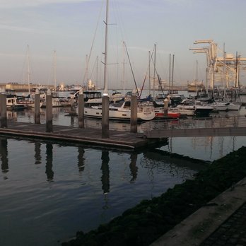 Jack London Square - Shopping Centers Near Me - Oakland, California Jack London Square - Shopping Centers Near Me - Oakland, California