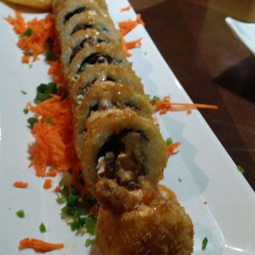 Senor Sushi - Cielo Mar Y Tierra Roll - Japanese Near Me - Phoenix, Arizona Senor Sushi - Cielo Mar Y Tierra Roll - Japanese Near Me - Phoenix, Arizona