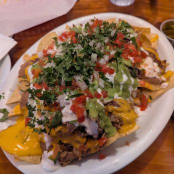El Rincon - Carnitas Nachos - Mexican Near Me - Ventura, California El Rincon - Carnitas Nachos - Mexican Near Me - Ventura, California