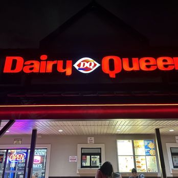 Dairy Queen Ltd Brazier - Outside - Ice Cream & Frozen Yogurt Near Me - Davie, Florida Dairy Queen Ltd Brazier - Outside - Ice Cream & Frozen Yogurt Near Me - Davie, Florida