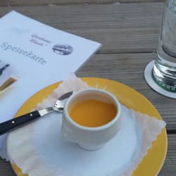 Landgasthof Rössle - Amuse-gueule - vegetable broth, really good!