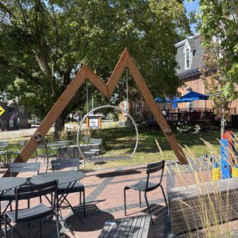 Blue Hat Coffee - Outdoor sculpture - Bakeries Near Me - Farmington, Michigan