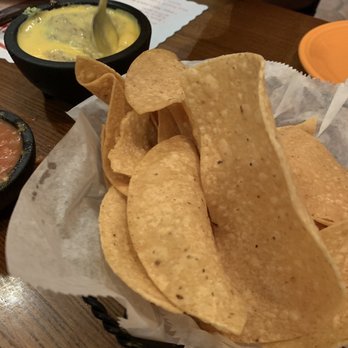 Matt's El Rancho - Tortilla chips and a Bob Armstrong - Mexican Near Me - Austin, Texas Matt's El Rancho - Tortilla chips and a Bob Armstrong - Mexican Near Me - Austin, Texas