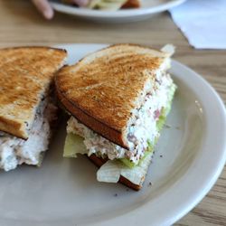 Smitty's Smokehouse & Grill - Smoked chicken salad sandwich