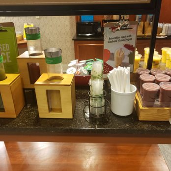 Hampton Inn & Suites Tulare - Fresh juice and smoothie bar! - Hotels Near Me - Tulare, California