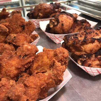 Short Stop - a tray of fried chicken on a counter - Gas Stations Near Me - Longview, Washington