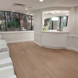 Sarasota IV Lounge - The staff is very friendly-all the time!