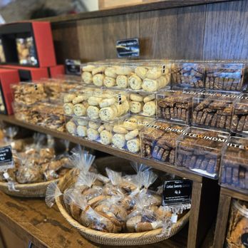 White Windmill - To-go bundles - Bakeries Near Me - Doraville, Georgia White Windmill - To-go bundles - Bakeries Near Me - Doraville, Georgia