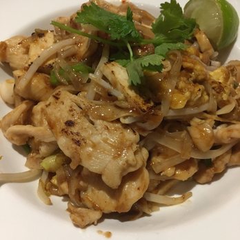 SEAK - Chicken pad Thai - Vietnamese Near Me - Edgewater, New Jersey SEAK - Chicken pad Thai - Vietnamese Near Me - Edgewater, New Jersey