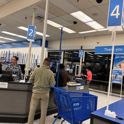 Ross Dress for Less - There's a line and this worker just standing on the phone with  the security  , shake my head