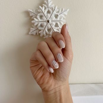 Nail Bear - Nail Technicians Near Me