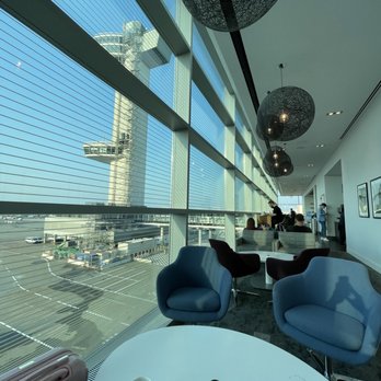 The Centurion Lounge - Airport Lounges Near Me - Jamaica, New York