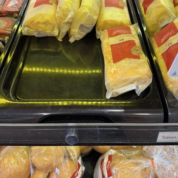Red Ribbon Bakeshop - Taisan Loaf yum! - Bakeries Near Me - Milpitas, California