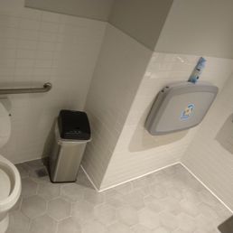 Obligatory bathroom photo Obligatory bathroom photo