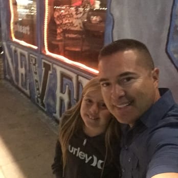 Baby Blues BBQ - Barbeque Near Me - Venice, California